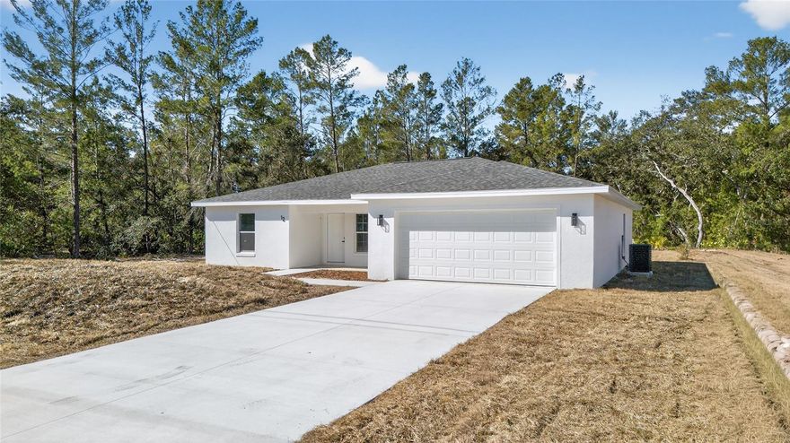 Under Construction. Almost ready! This beautiful 3-bedroom, 2-bathroom home in Ocklawaha features an open-concept floor plan, stainless steel appliances, and quartz countertops in both the kitchen and bathrooms. Laminate flooring runs throughout the home, adding durability and style.
The home offers a warm, functional layout with a cozy feel and modern finishes. Enjoy the spacious backyard with a covered porch, providing plenty of room for a future swimming pool, shed, or even a summer kitchen. There is no HOA, and the home is located in a quiet neighborhood near Lake Weir, where you can enjoy boating, jet skiing, and kayaking. Shopping, restaurants, and major highways are all less than 20 minutes away. This property is an excellent choice as a primary residence or an investment opportunity. It is a must-see!