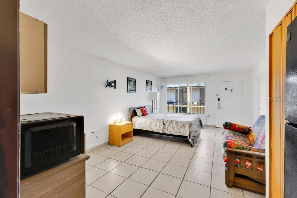 Casas a venda 3 - Jen Dantas 8421 S ORANGE BLOSSOM TRAIL 420