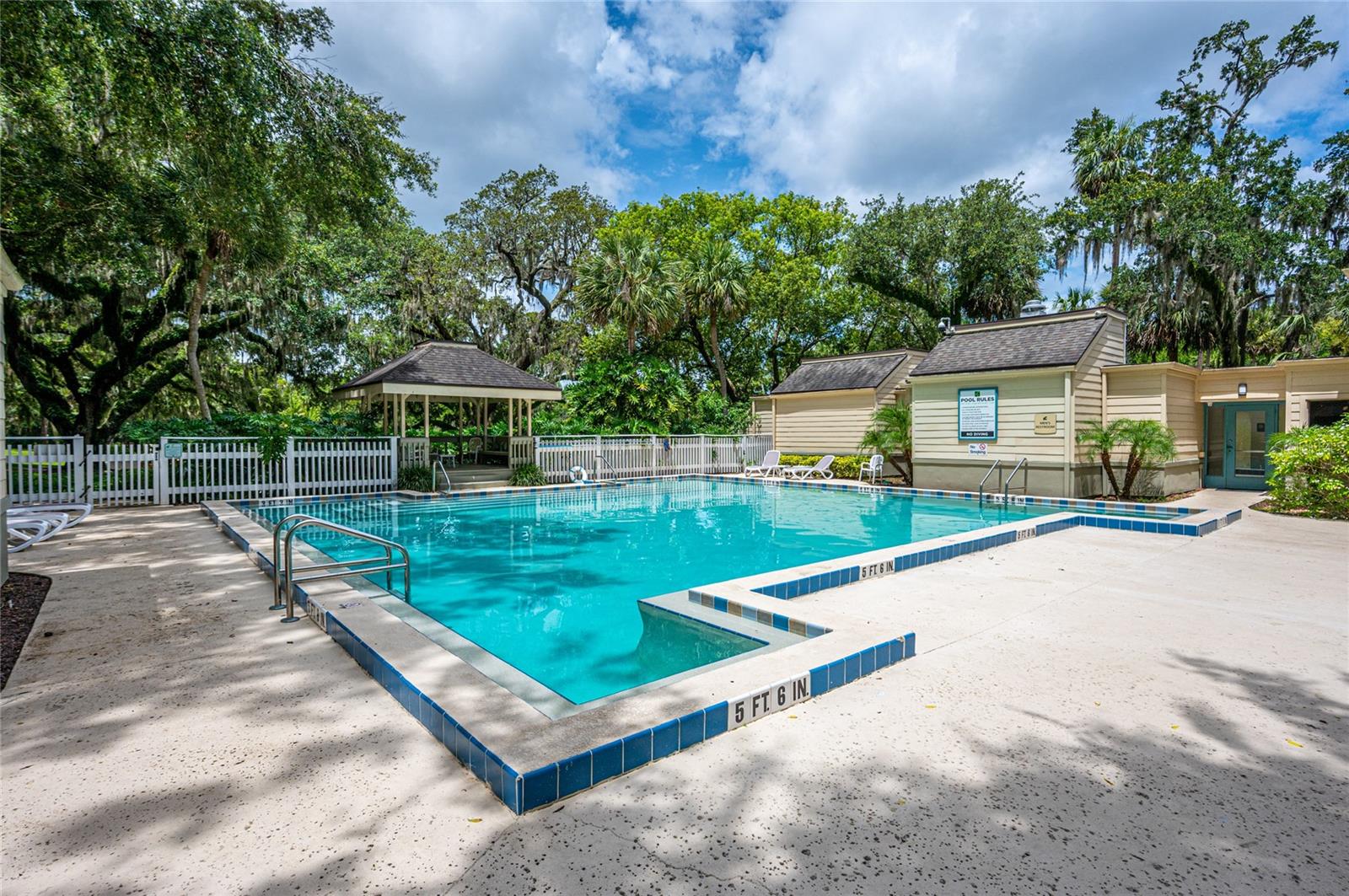 SPRINGS, FAIRWAY VILLAS - Residential