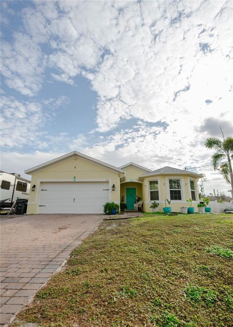 A home in NORTH PORT