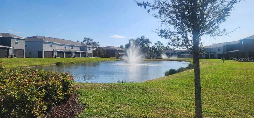 PROMENADE EAST - Residential