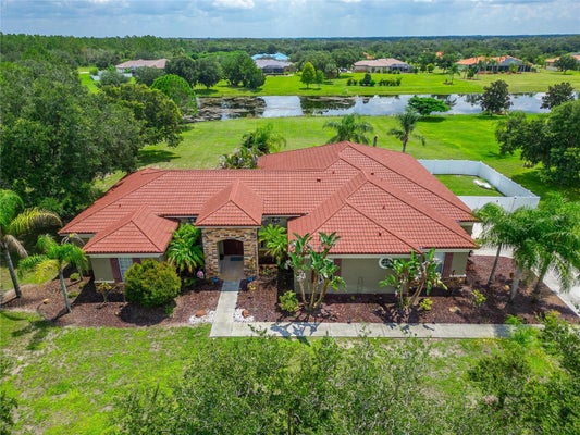 5325 LAKE SIENA DR, WIMAUMA, FL 33598 - Image 9e9e143ea6830c96476677f00c91ae5b/1355090272