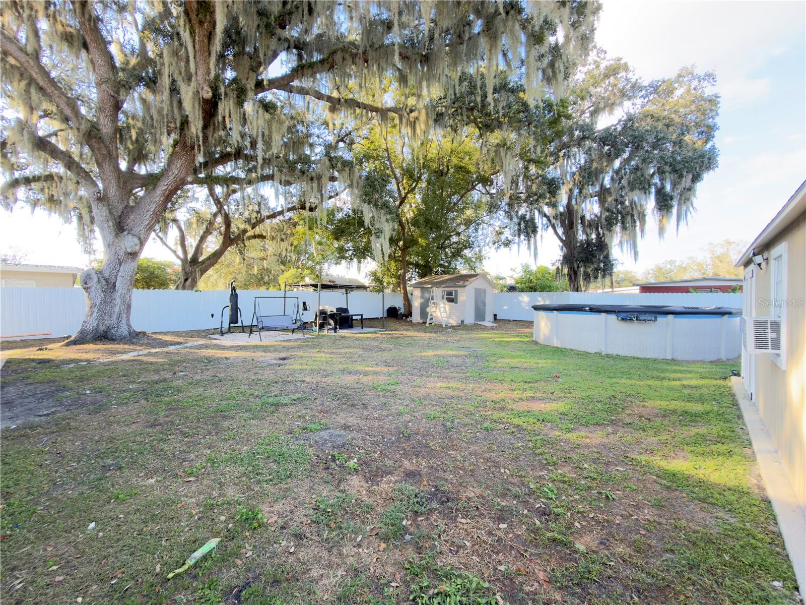 RICHLAND MANOR - Residential