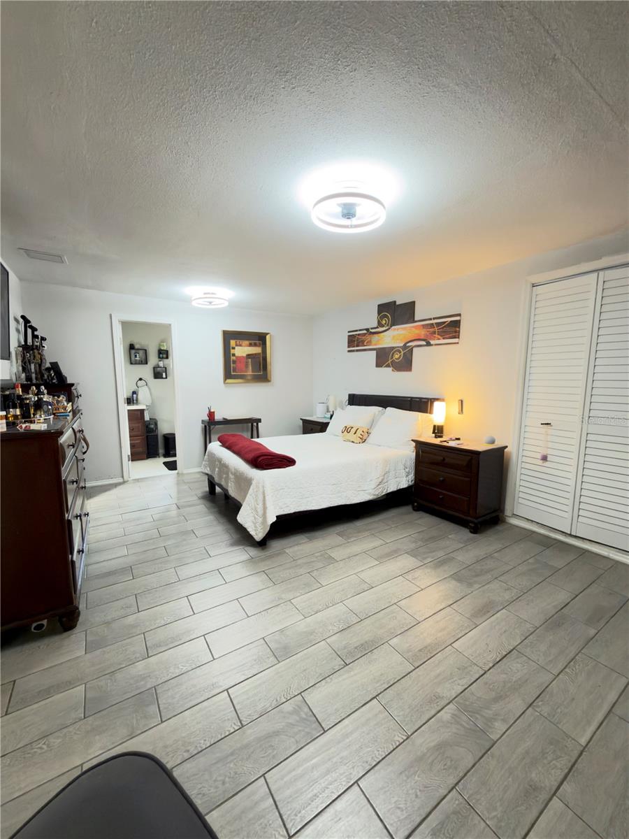 RICHLAND MANOR - Residential