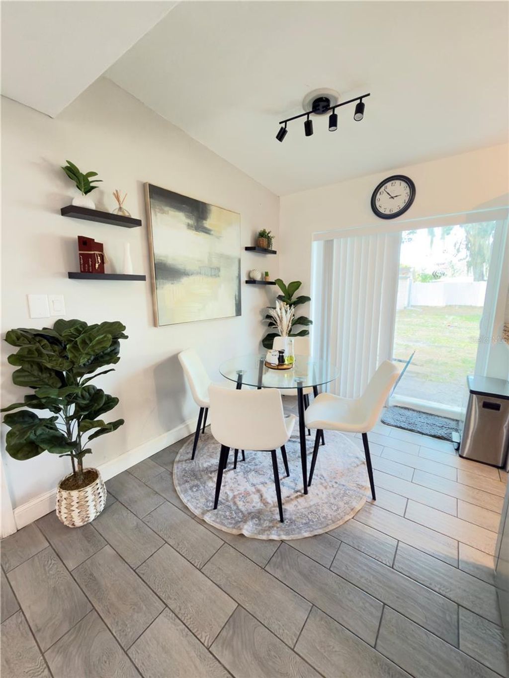 Photo of 710 Forrest Drive, Bartow, FL 33830 (MLS # L4957540)