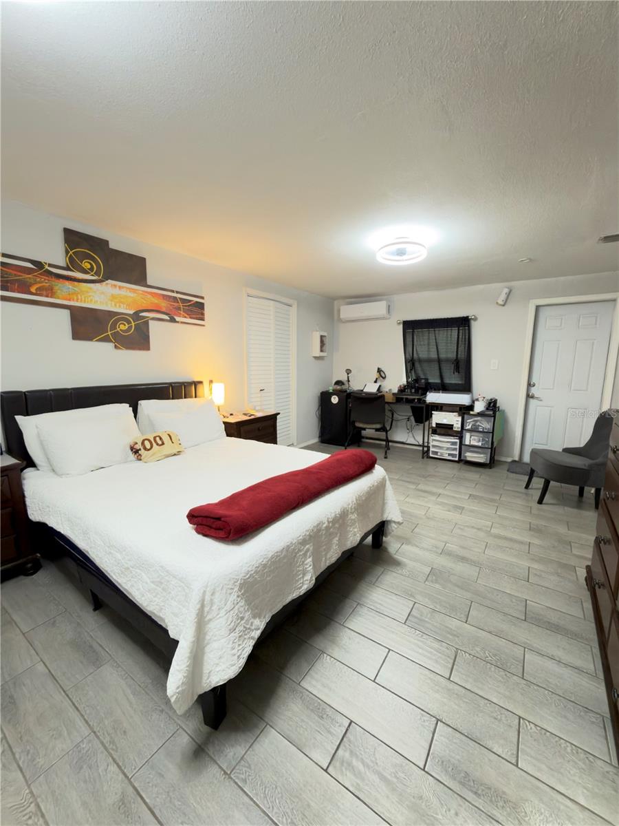 RICHLAND MANOR - Residential