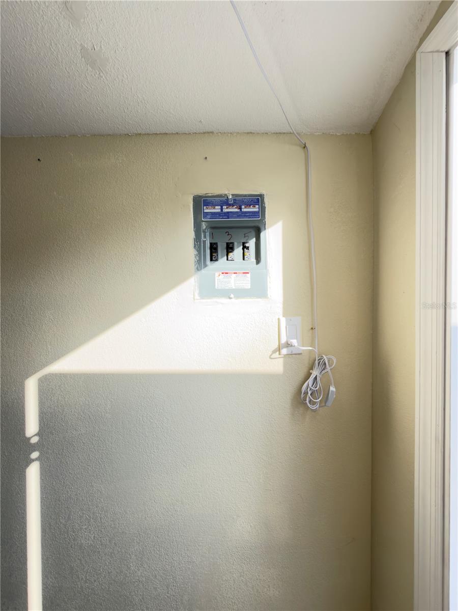 RICHLAND MANOR - Residential