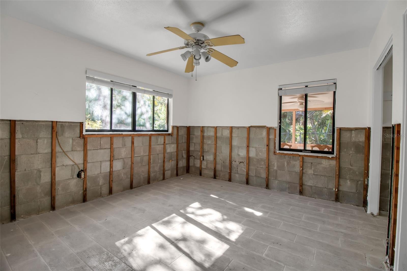 SIESTA REV OF - Residential