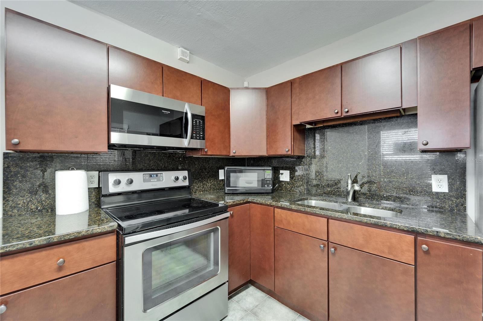 KINGSWAY POULTRY COLONY UNIT N - Residential