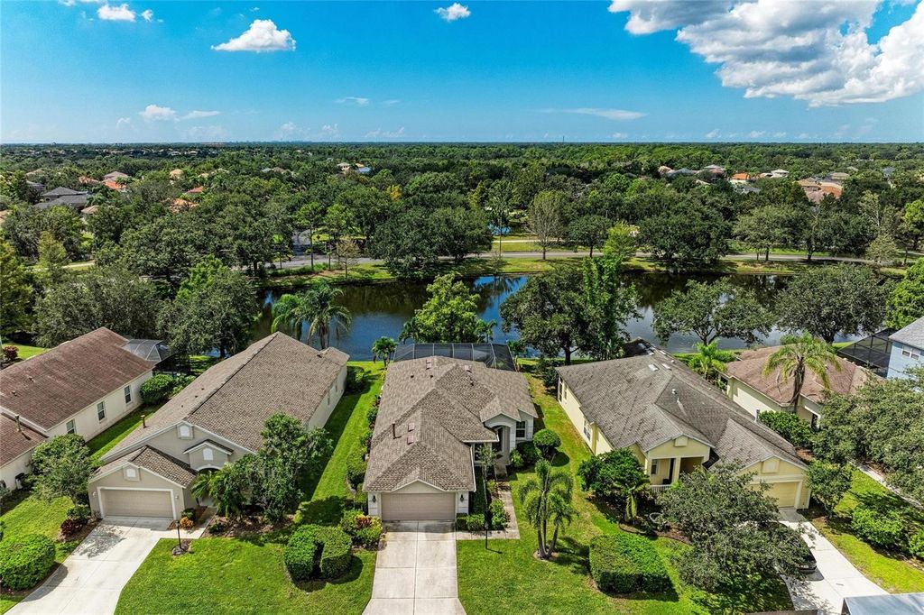 Photo of 6446 Blue Grosbeak Circle, Lakewood Ranch, FL 34202 (MLS # A4665976)