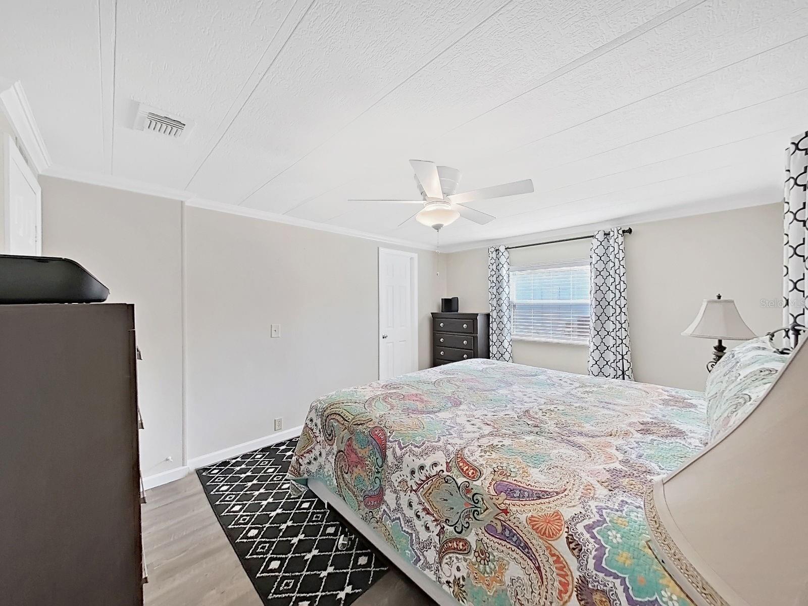 FOXWOOD LAKE ESTATES PH 01 - Residential