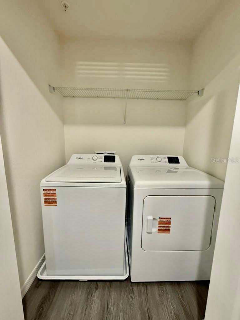 SOUTH MEWS/AVIAN POINTE - Residential Lease