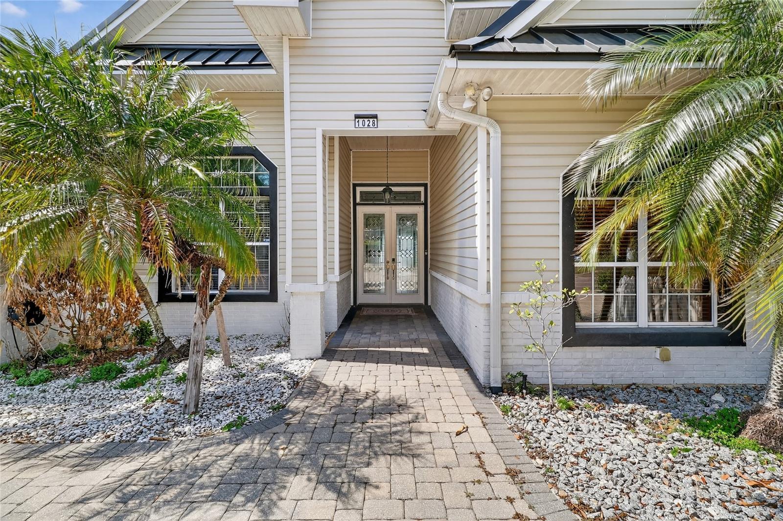 WATERS LAKE MARIAM - Residential