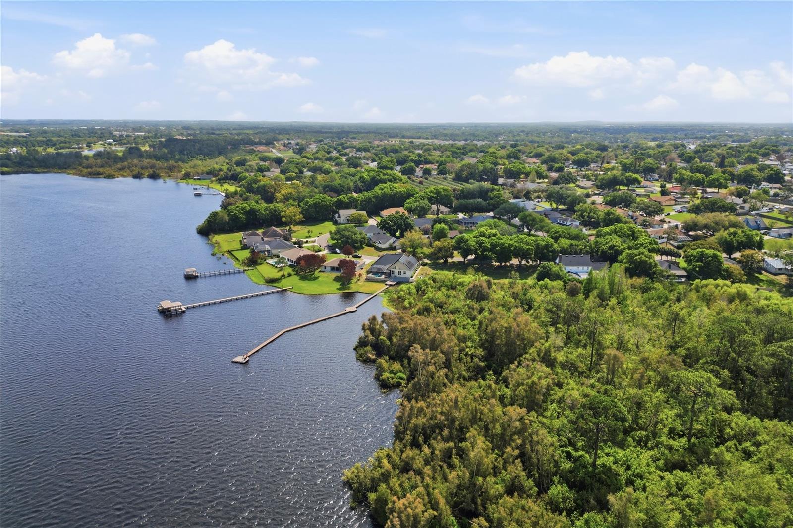WATERS LAKE MARIAM - Residential