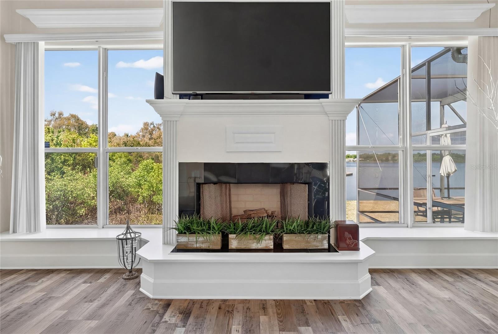 WATERS LAKE MARIAM - Residential