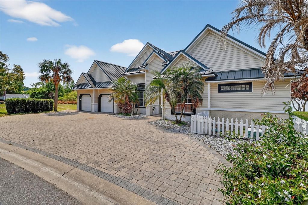 Photo of 1028 S Lake Mariam Drive, Winter Haven, FL 33884 (MLS # P4938222)