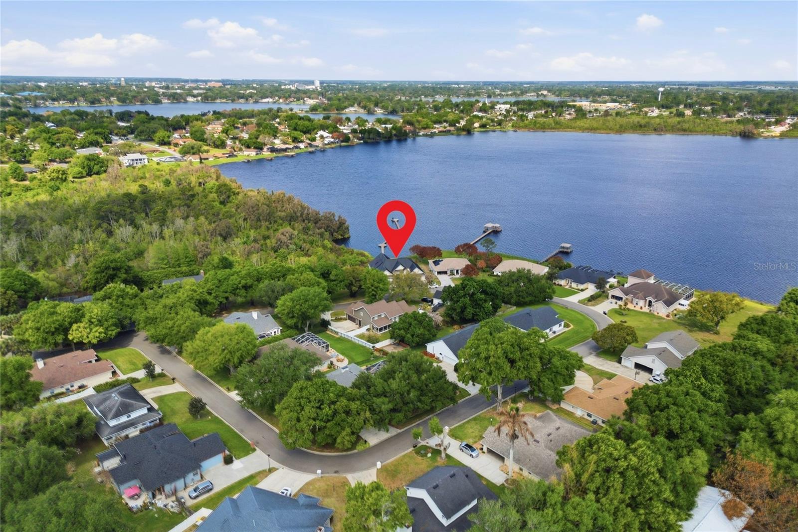WATERS LAKE MARIAM - Residential
