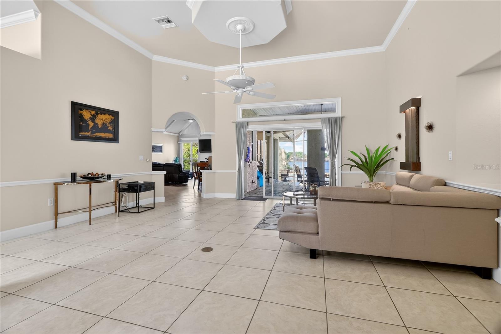 WATERS LAKE MARIAM - Residential