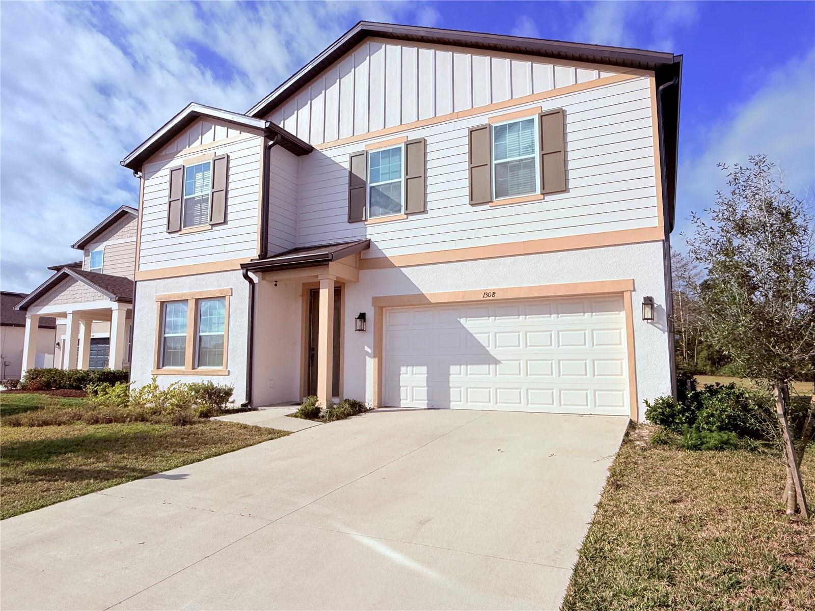 HAMPTON OAKS - Residential