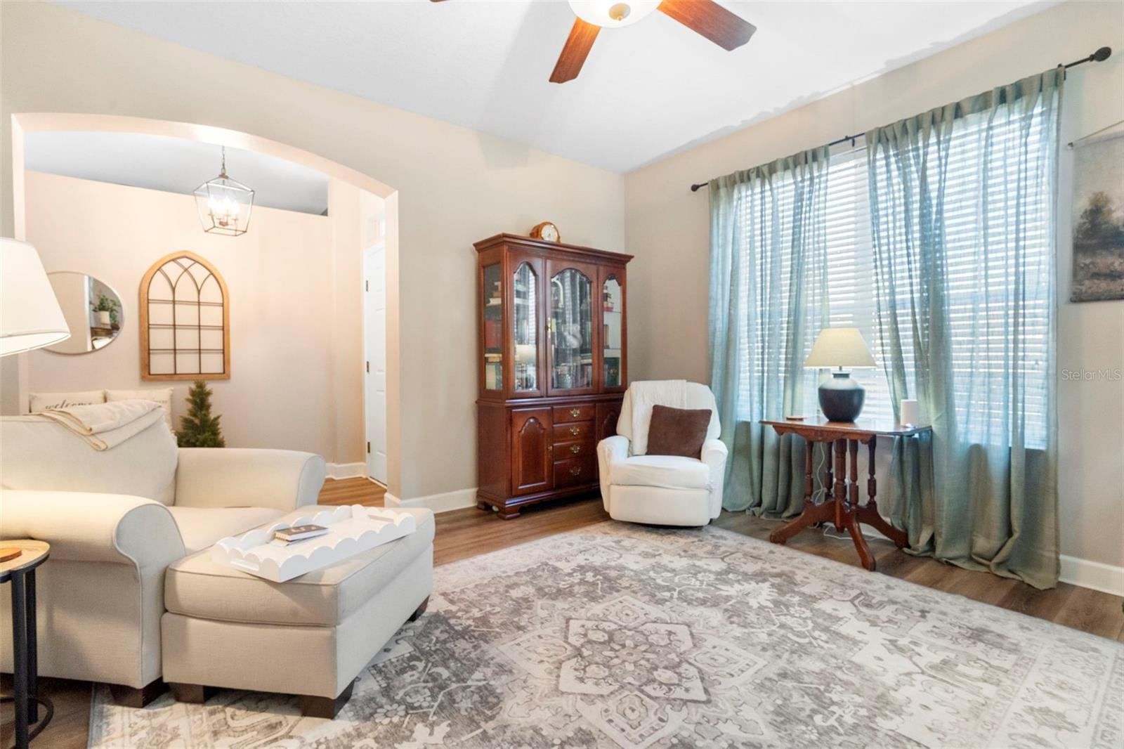 216 FOXGLOVE WAY