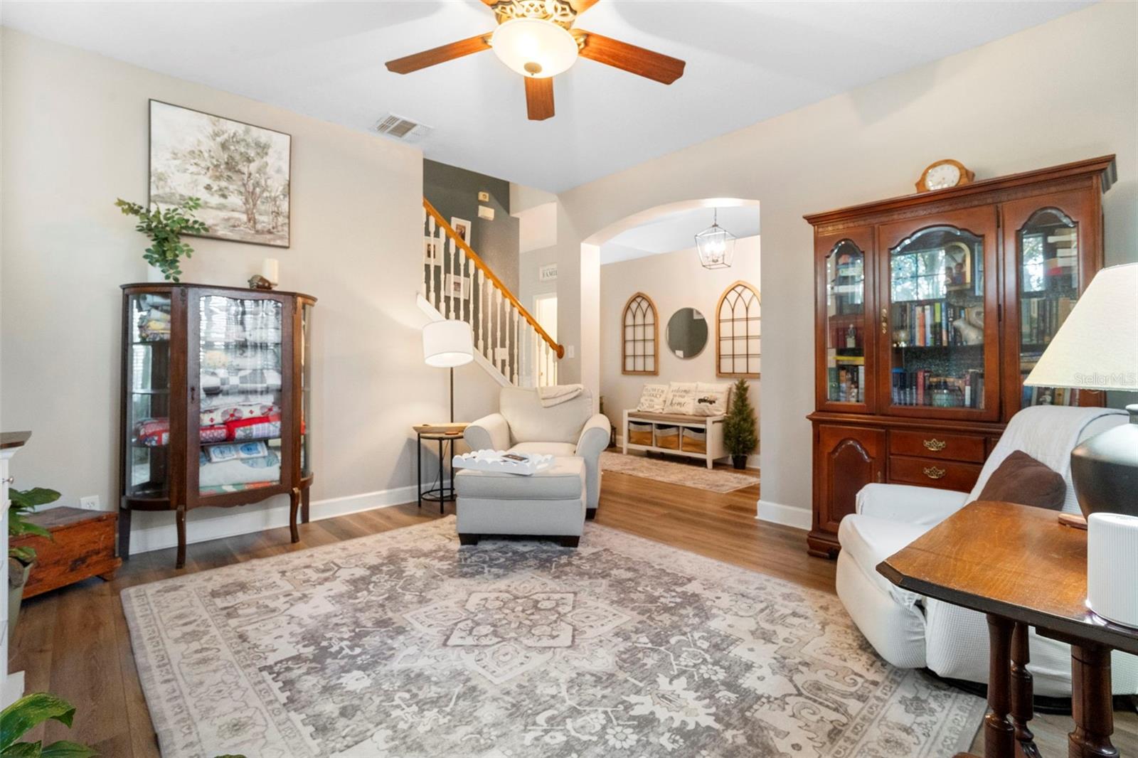 216 FOXGLOVE WAY