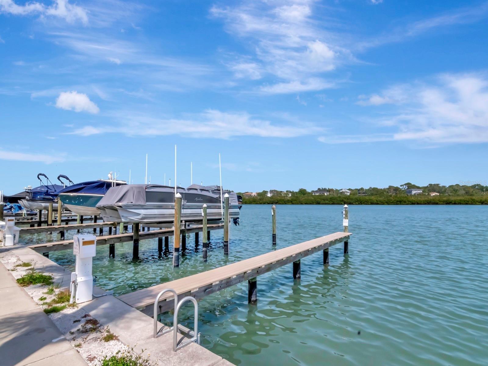 BAREFOOT BEACH RESORT OF INDIAN SHORES - Residential