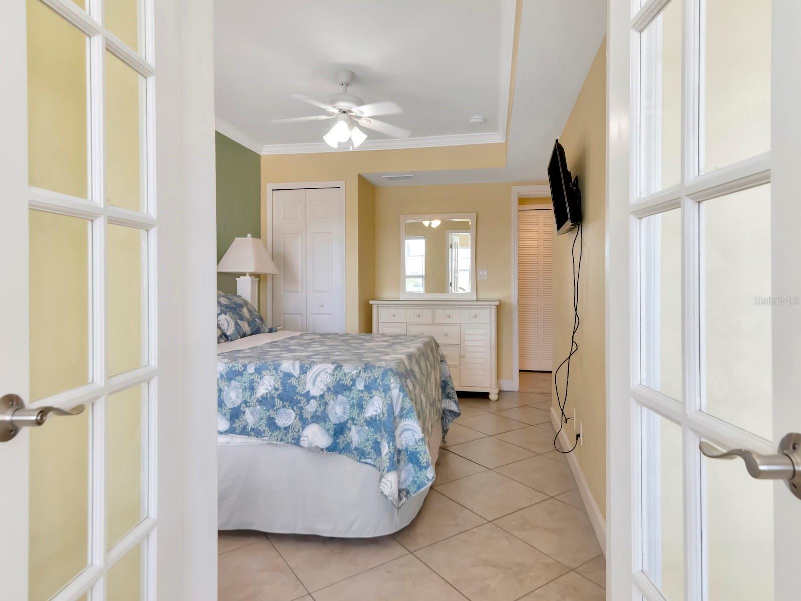 BAREFOOT BEACH RESORT OF INDIAN SHORES - Residential