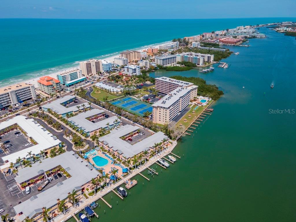 BAREFOOT BEACH RESORT OF INDIAN SHORES - Residential