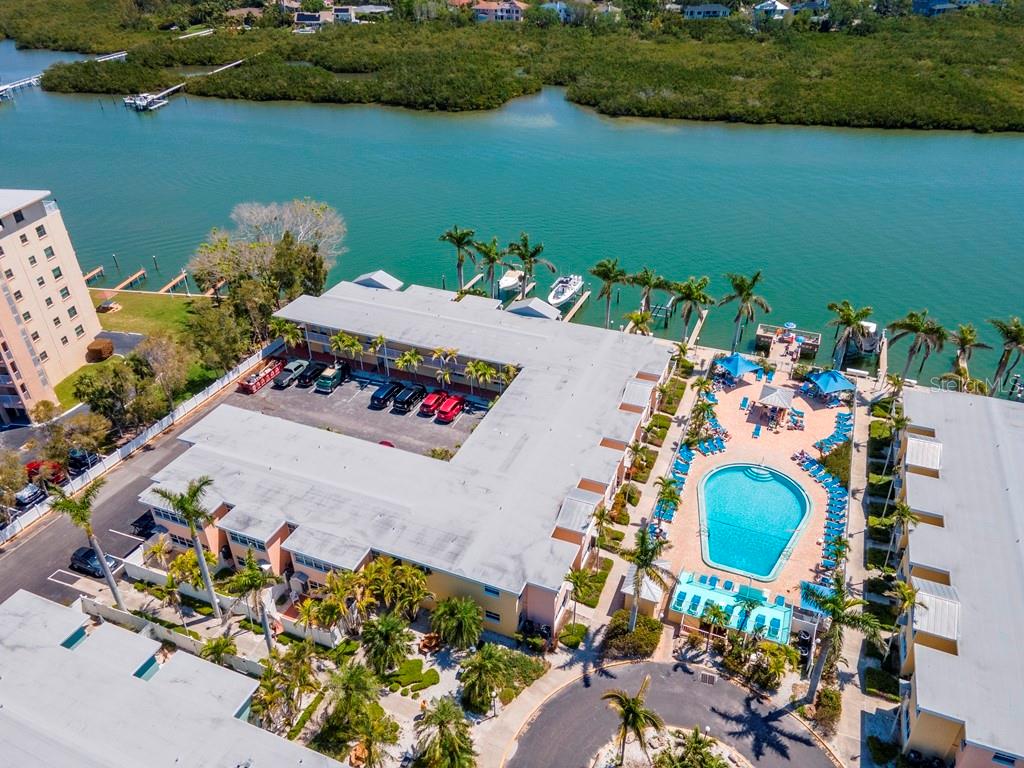 BAREFOOT BEACH RESORT OF INDIAN SHORES - Residential