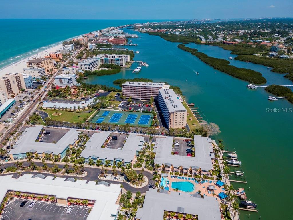 BAREFOOT BEACH RESORT OF INDIAN SHORES - Residential