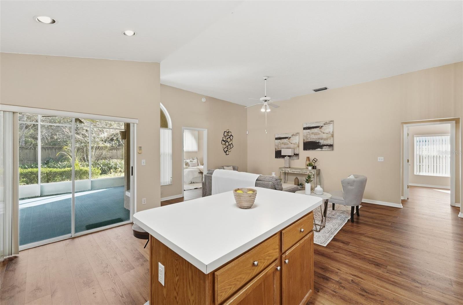 ALAFAYA WOOSS PH II - Residential