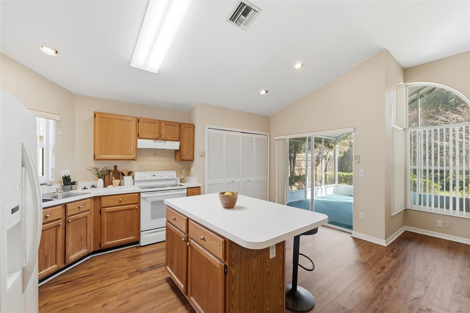 ALAFAYA WOOSS PH II - Residential