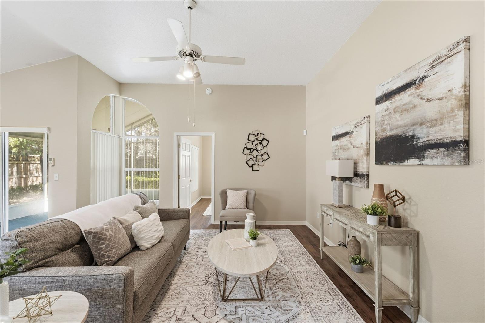 ALAFAYA WOOSS PH II - Residential