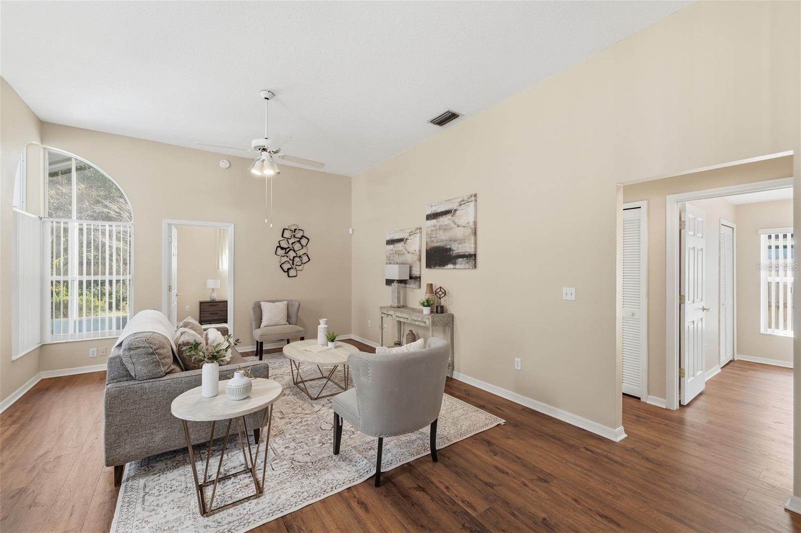 ALAFAYA WOOSS PH II - Residential