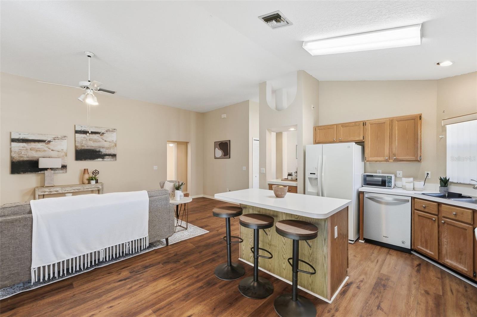 ALAFAYA WOOSS PH II - Residential