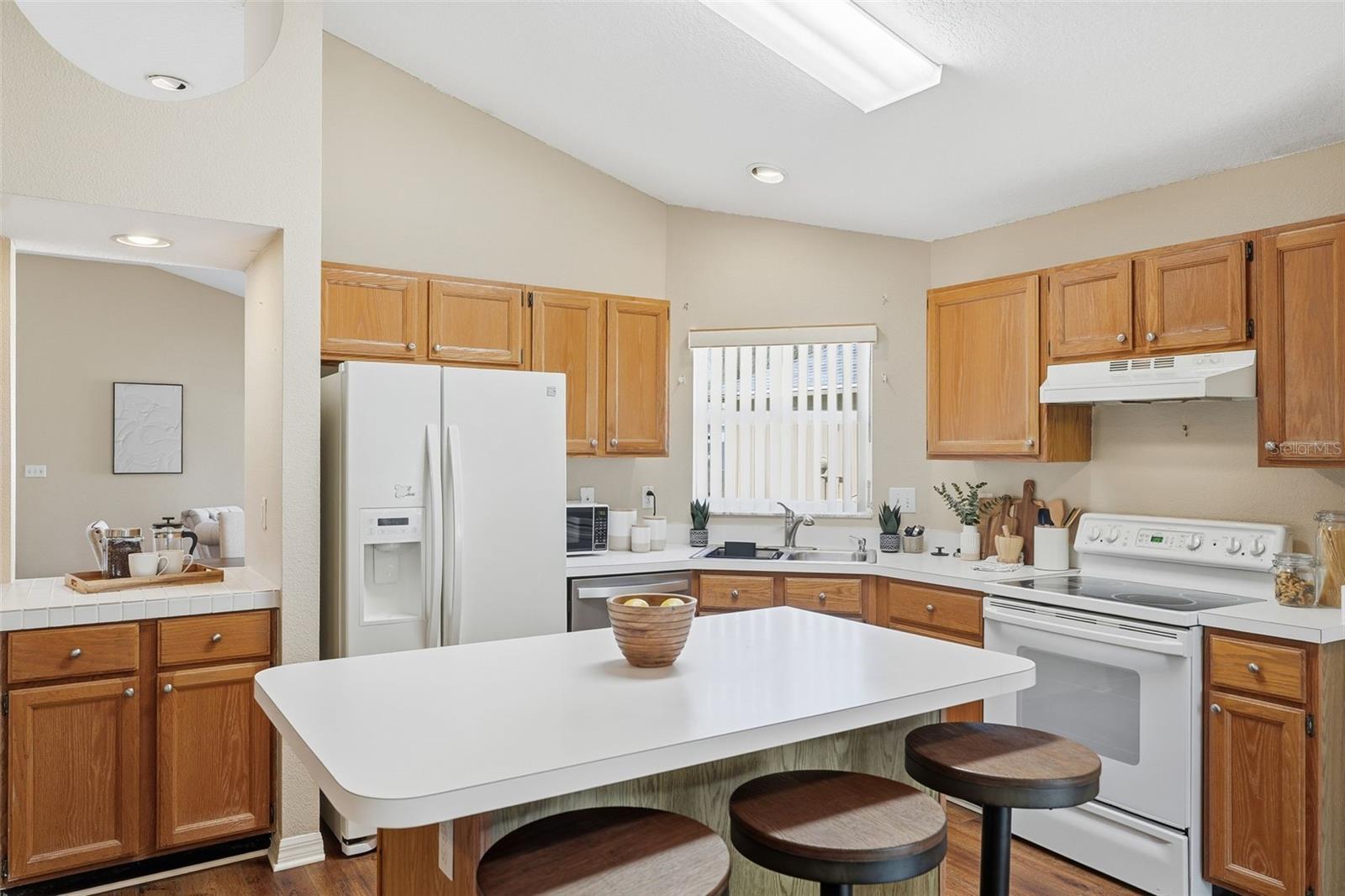 ALAFAYA WOOSS PH II - Residential