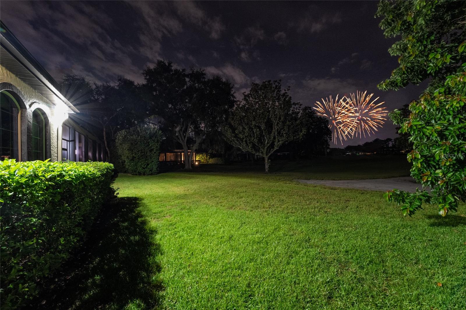 KEENES POINTE - Residential