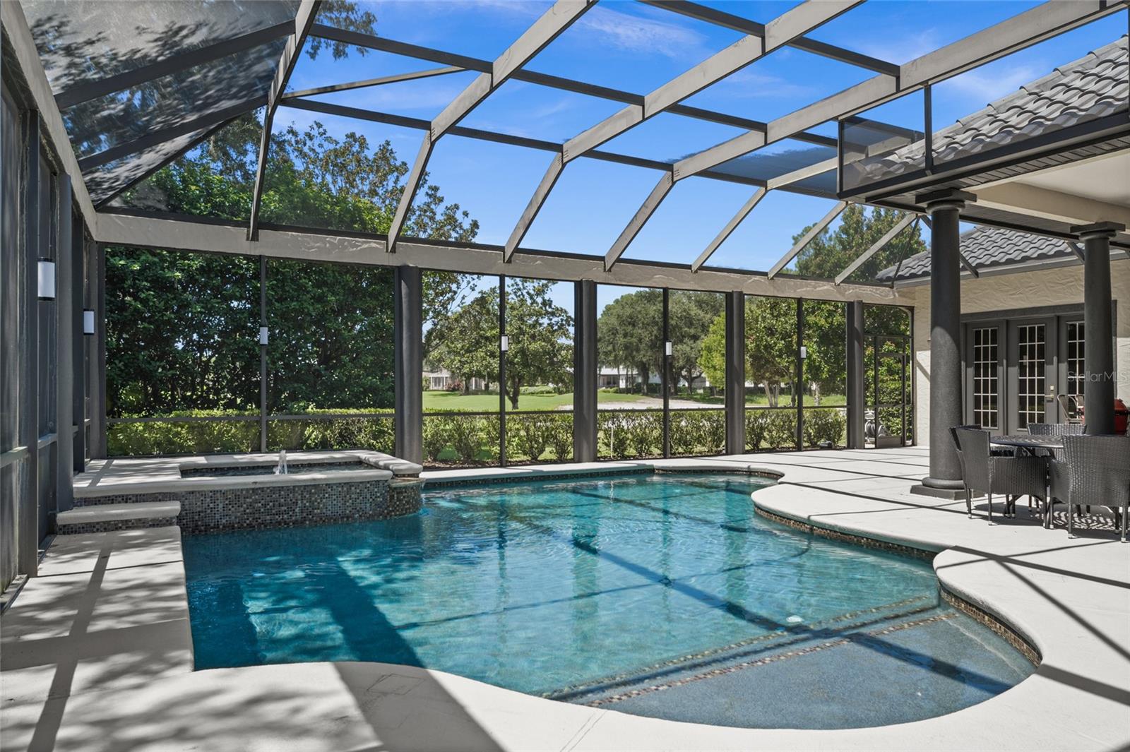 KEENES POINTE - Residential
