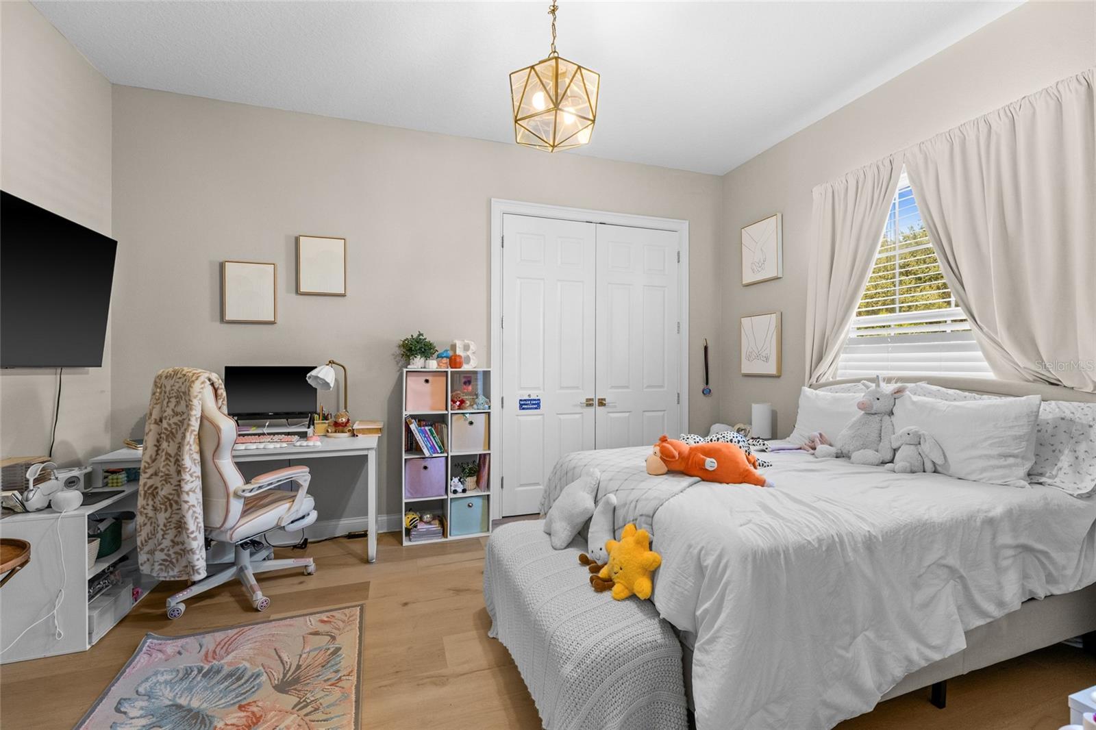 KEENES POINTE - Residential