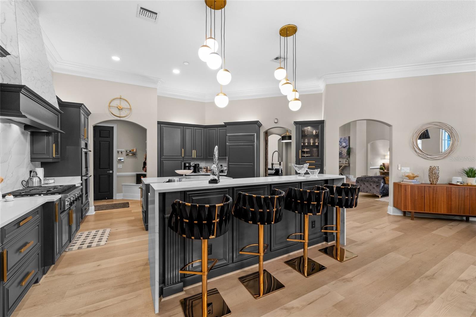 KEENES POINTE - Residential