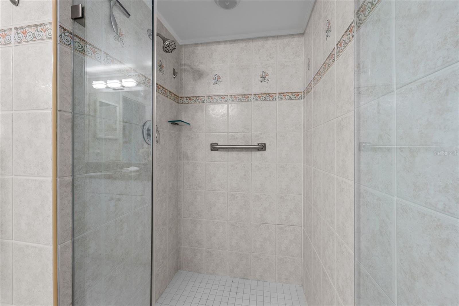 VILLAS ON POINT BRITTANY CONDO - Residential