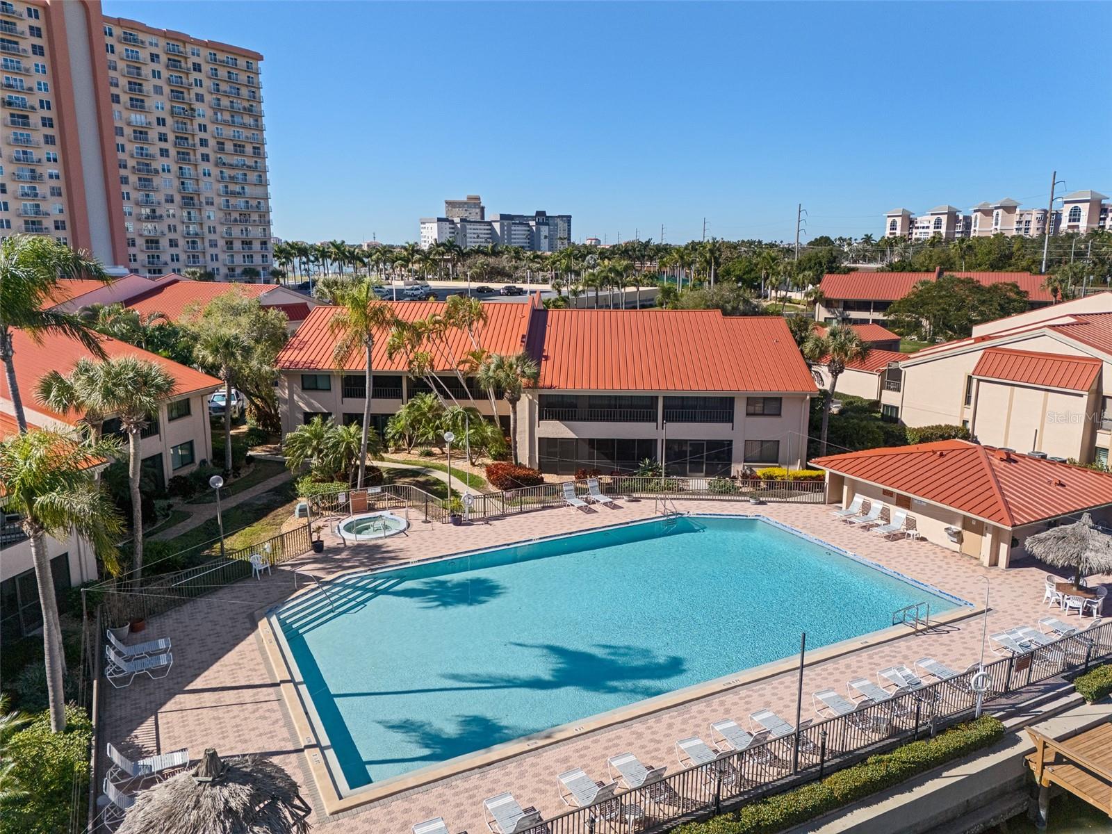 VILLAS ON POINT BRITTANY CONDO - Residential
