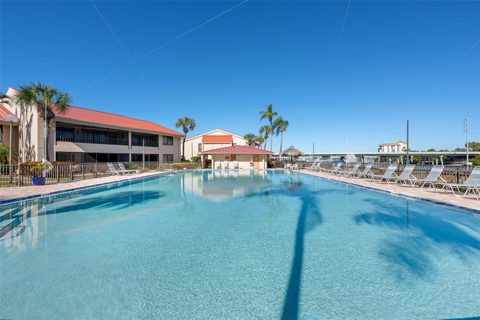 VILLAS ON POINT BRITTANY CONDO - Residential
