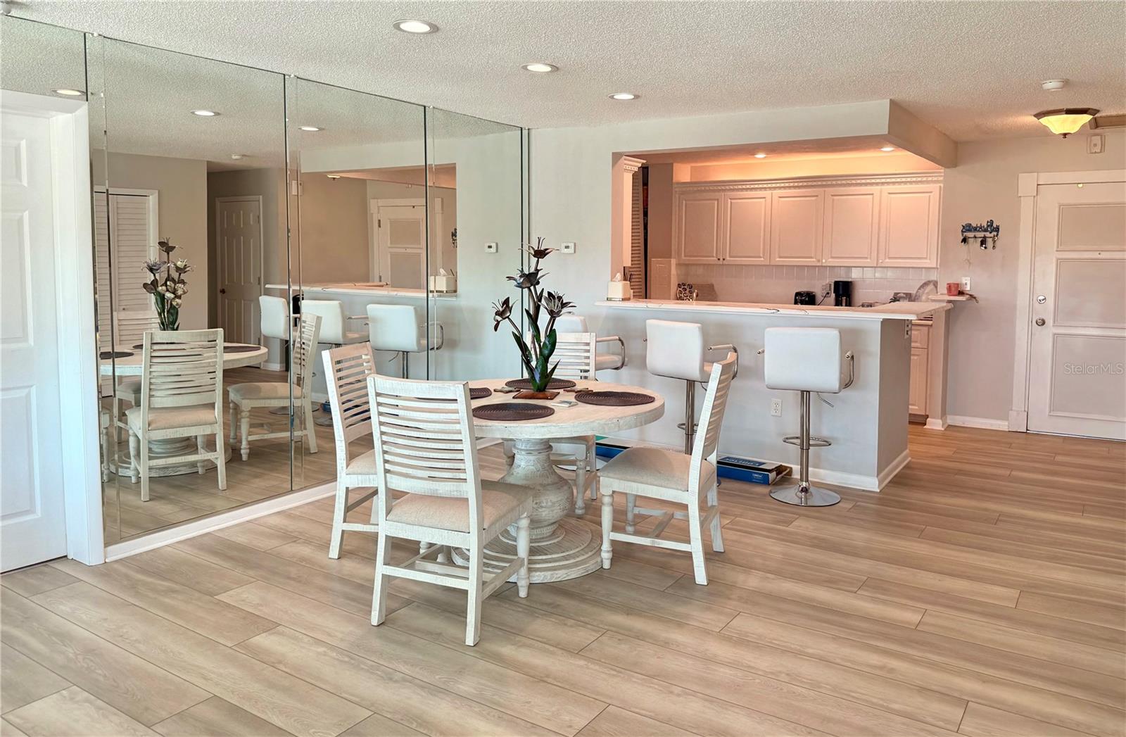 100 BLUFF VIEW DRIVE 105C