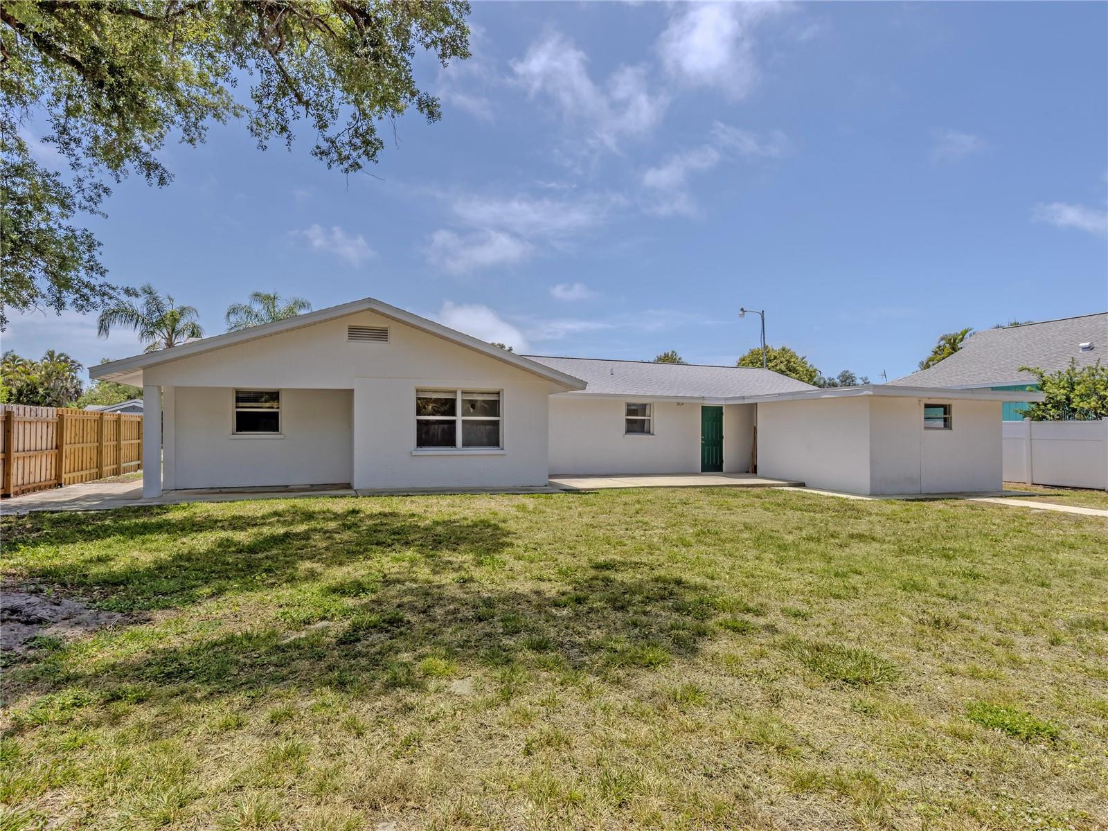 BAY POINT CORR OF - Residential