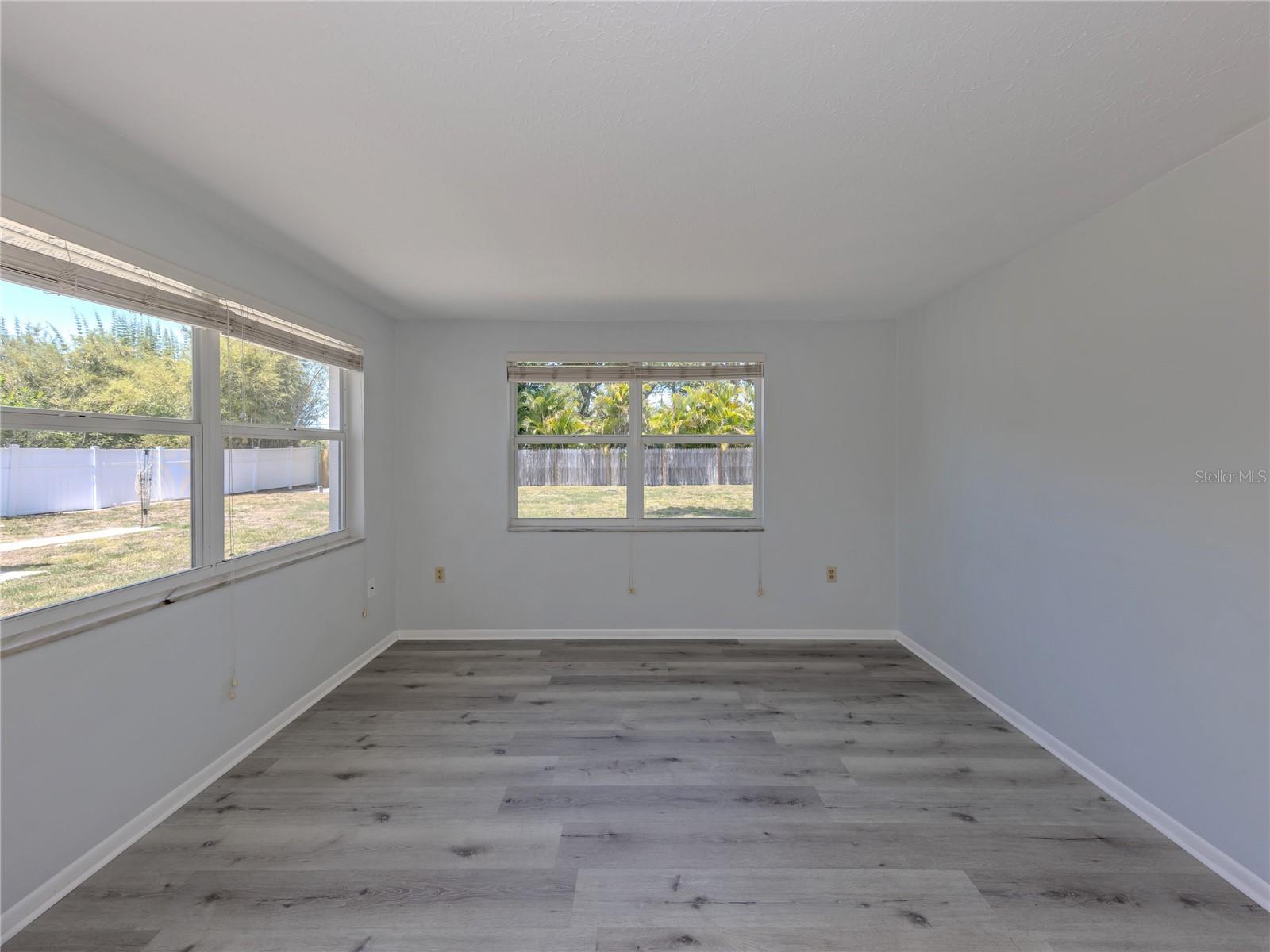 BAY POINT CORR OF - Residential