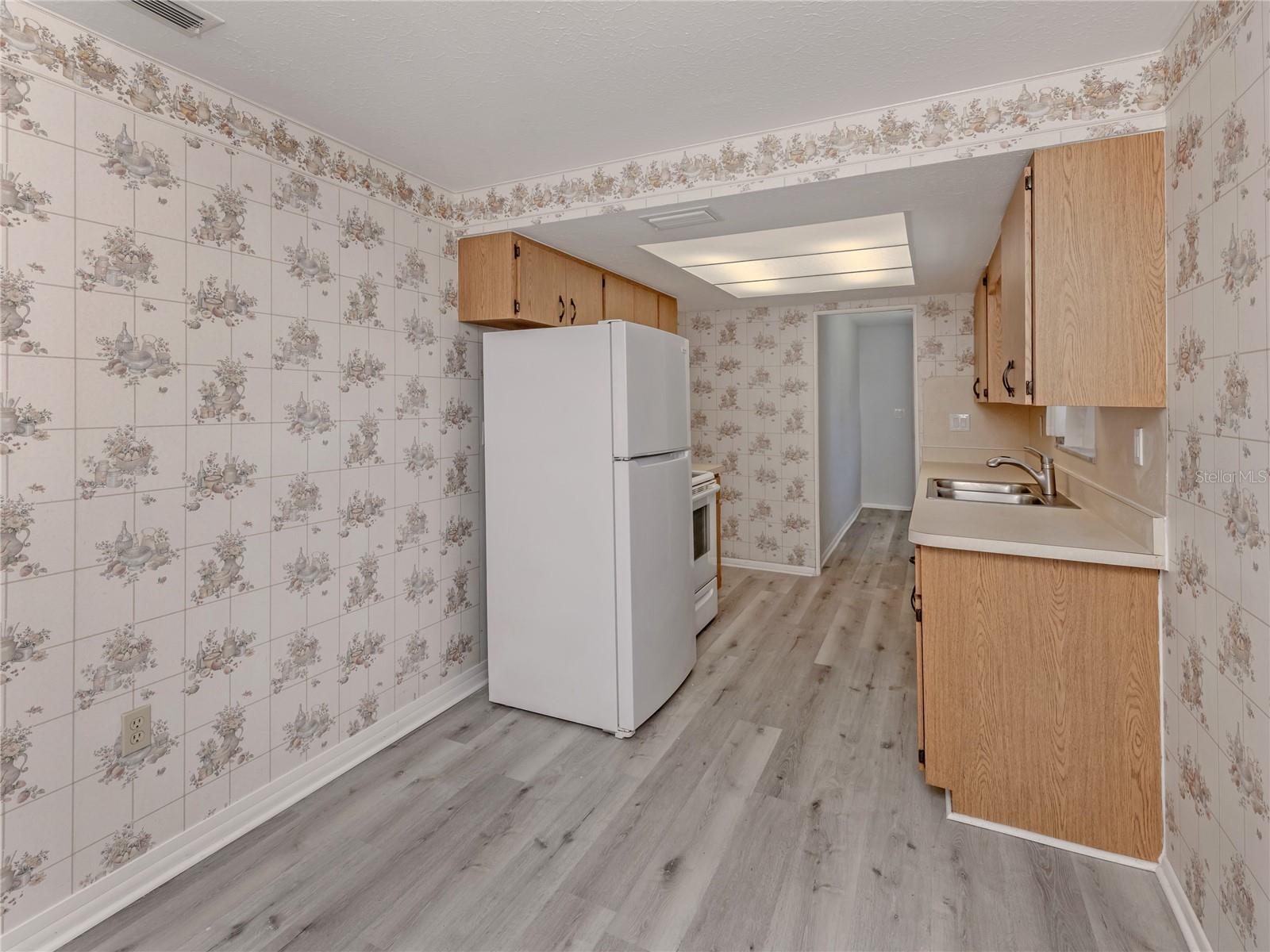 BAY POINT CORR OF - Residential