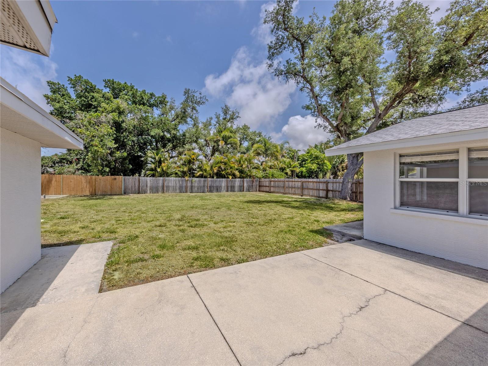 BAY POINT CORR OF - Residential