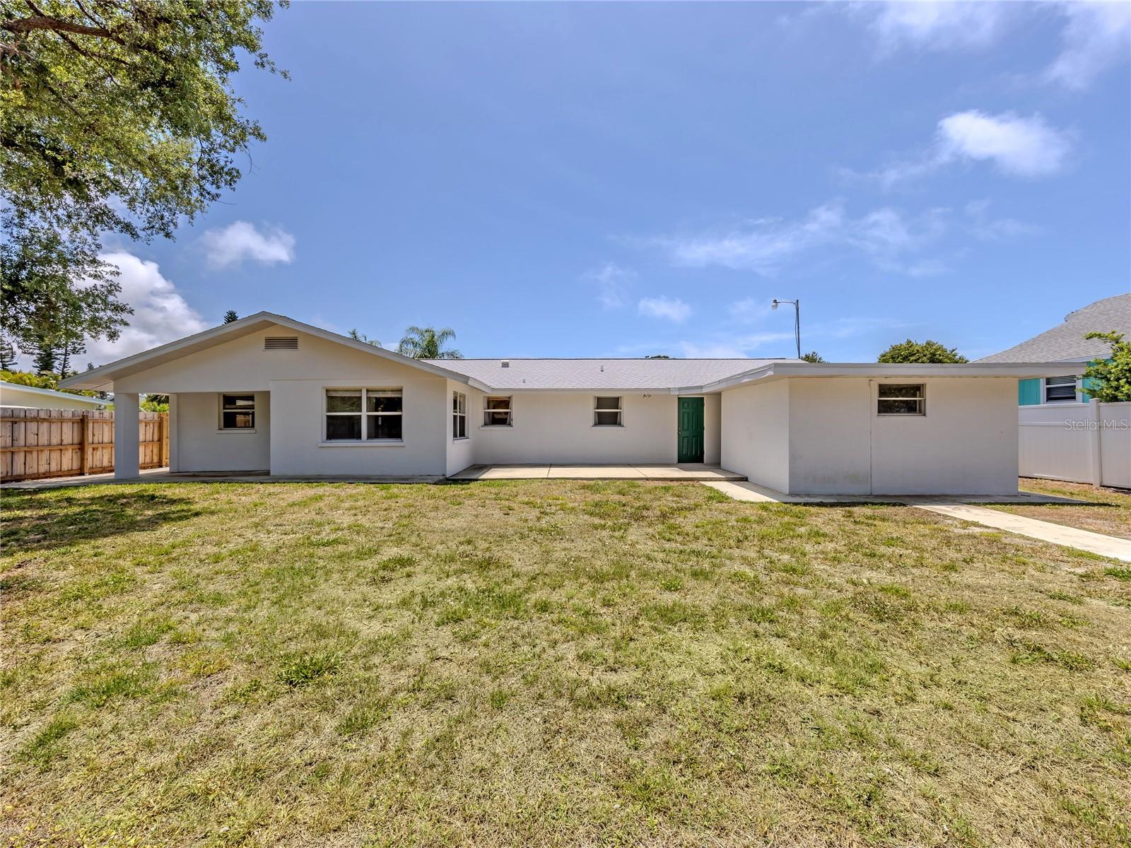 BAY POINT CORR OF - Residential