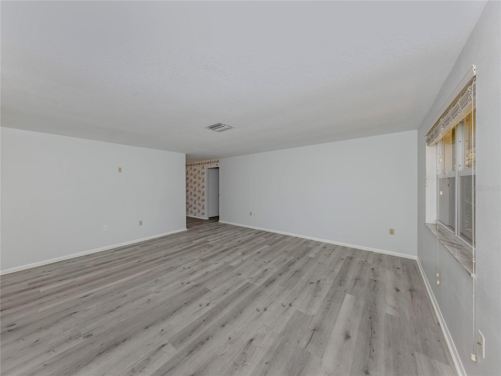 BAY POINT CORR OF - Residential